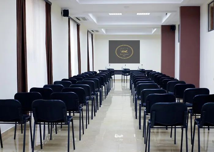 Ani Central Inn